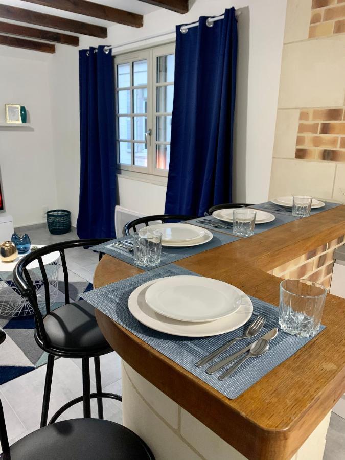 Appartement Les Bleuets - Centre Ville De 索米尔 外观 照片